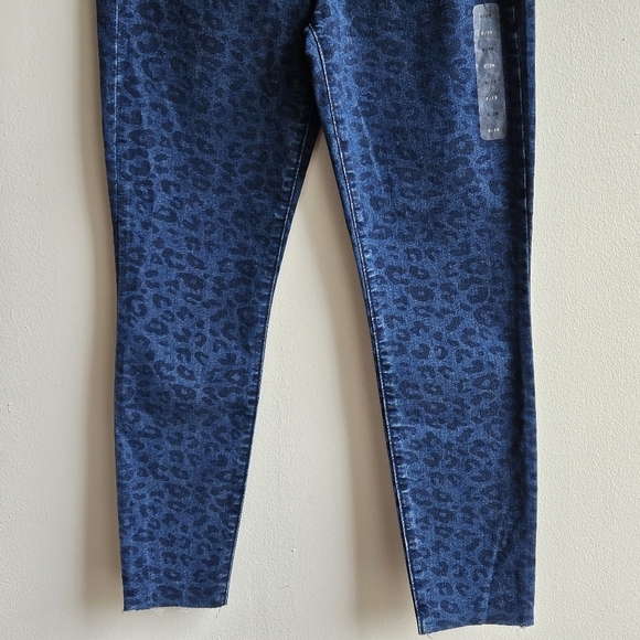 63 GAP HIGH RISE LEGGING SKIMMERS BLUE ANIMAL PRINT WOMEN'S SIZE 6| - Picture 6 of 8